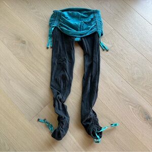 Lululemon Fold-Over Leggings Ruched
Ribbed Gray Heathered Laguna